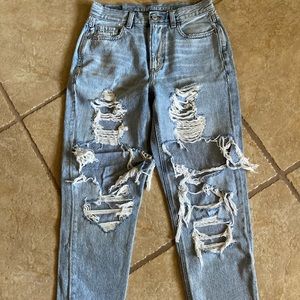 American Eagle distressed denim jeans size 4R